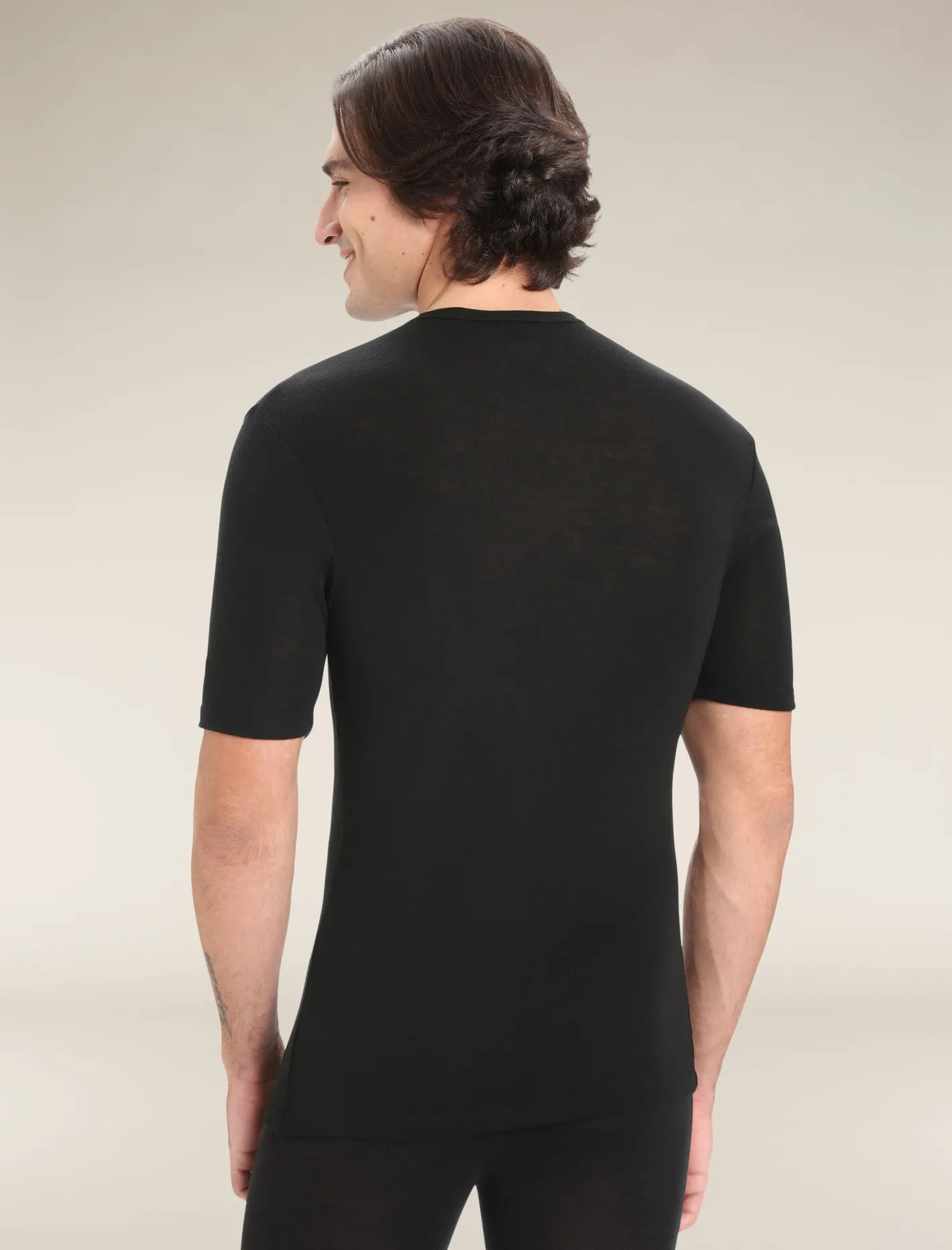 Icebreaker Base Layers^Men's Merino 175 Everyday Short Sleeve Crew Neck Thermal Top Black