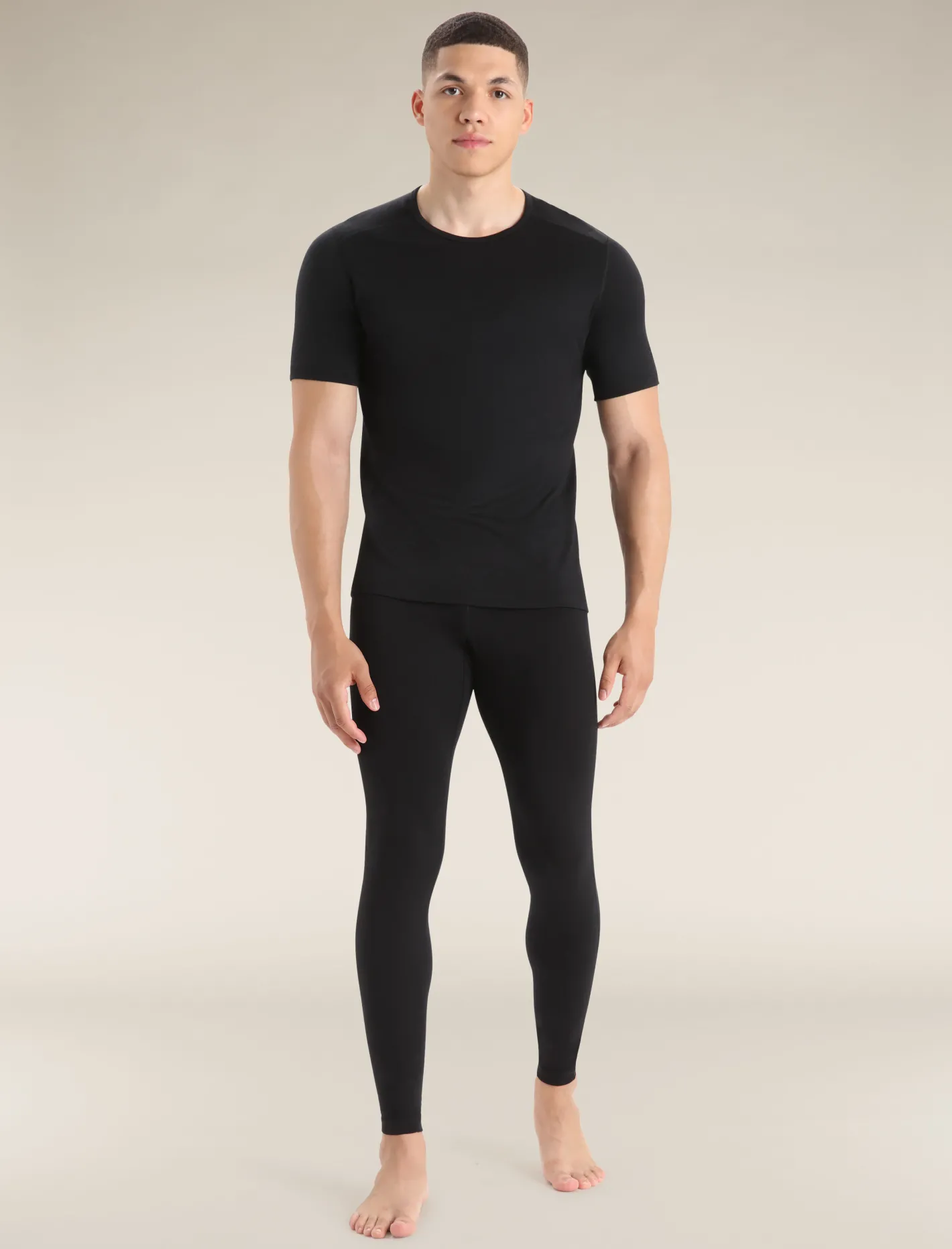 Icebreaker Base Layers^Men's Merino 200 Oasis Short Sleeve Crew Neck Thermal Top Black
