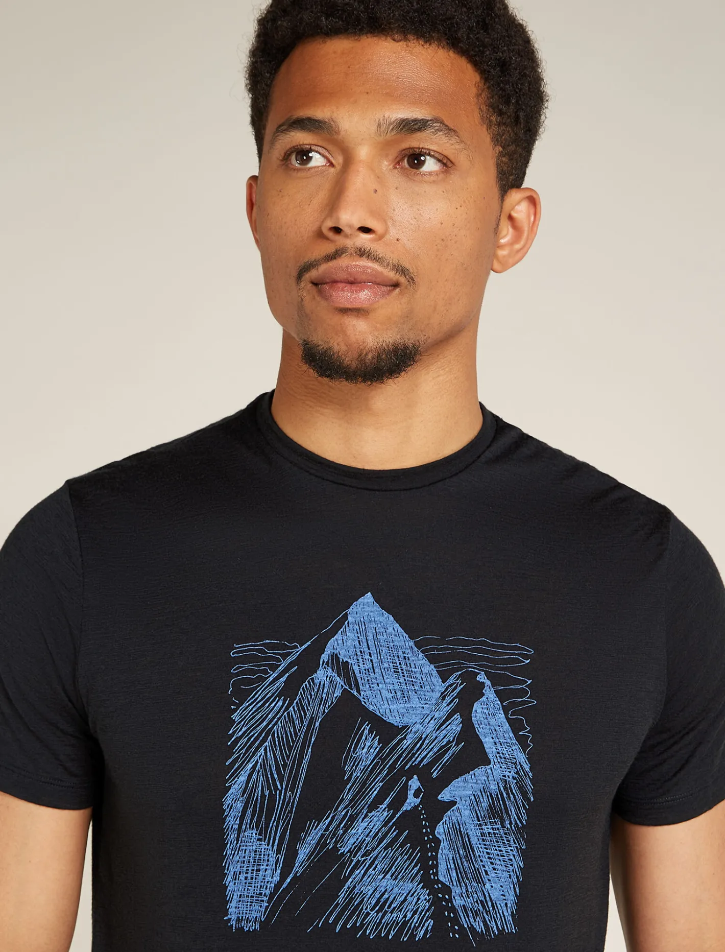 Icebreaker T-shirts^Men's Merino 150 Tech Lite Short Sleeve T-Shirt Granite Adventures Black