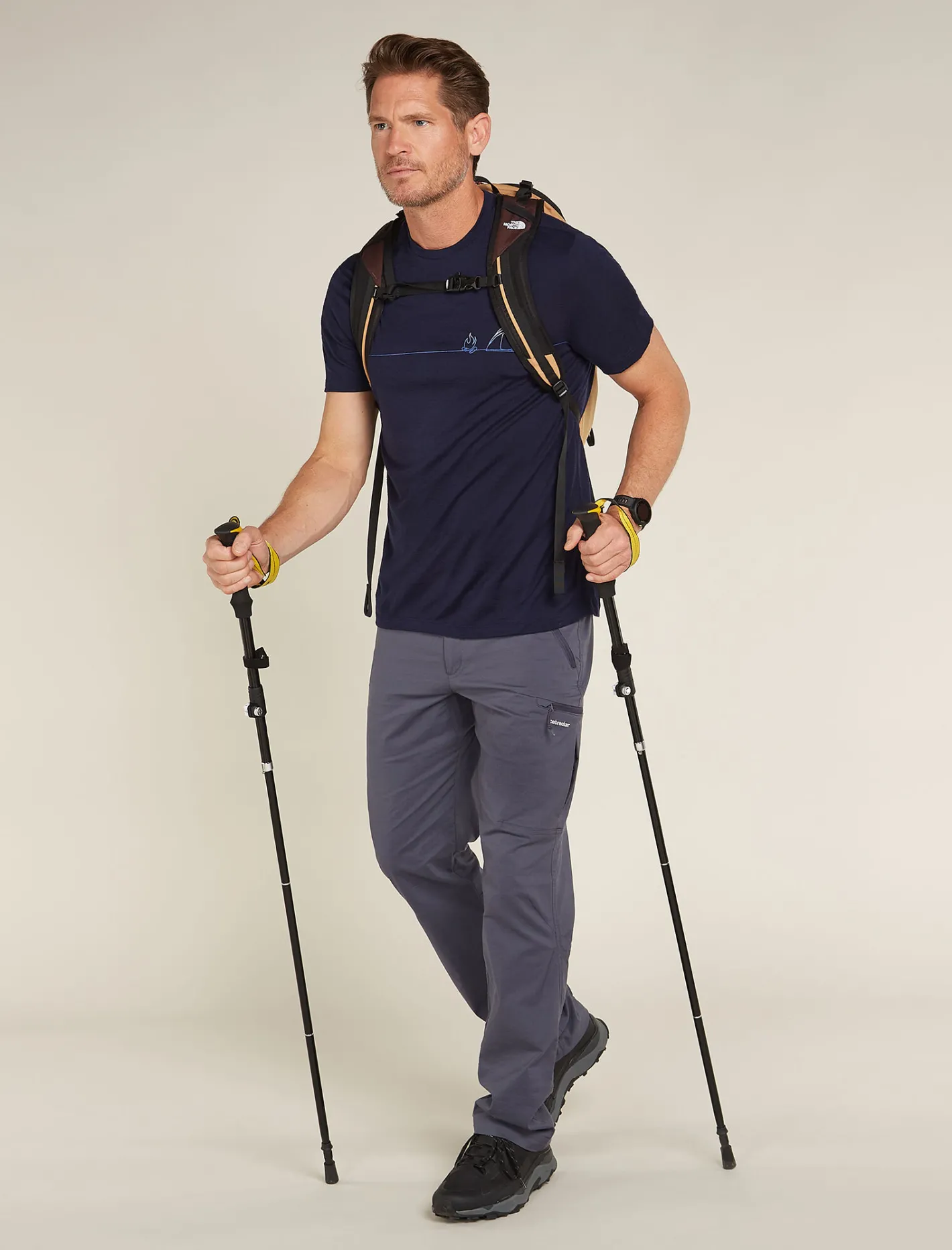 Icebreaker T-shirts^Men's Merino 150 Tech Lite Short Sleeve T-Shirt Single Line Camp MidnightNavy