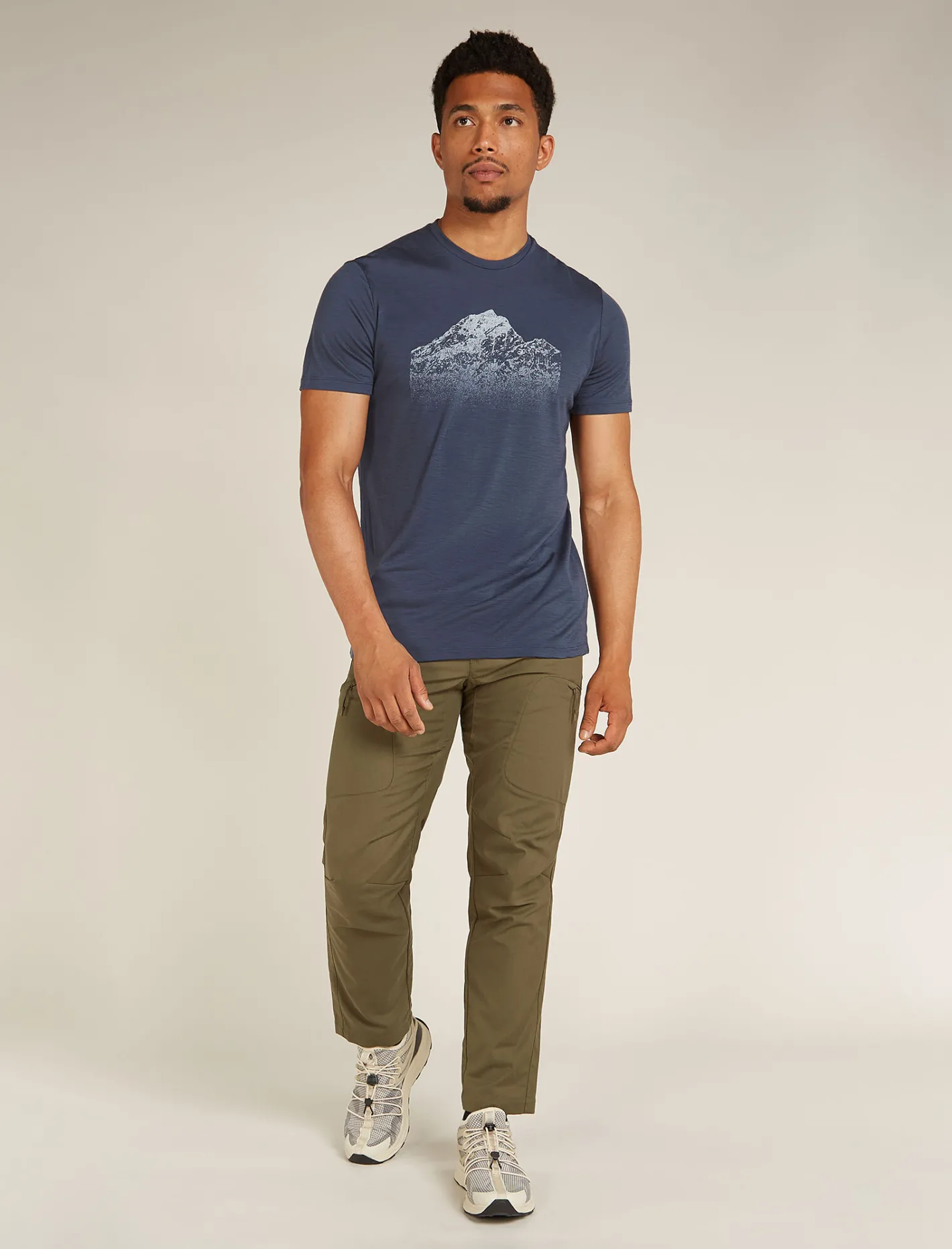 Icebreaker T-shirts^Men's Merino 150 Tech Lite Short Sleeve T-Shirt Rising Light Graphite