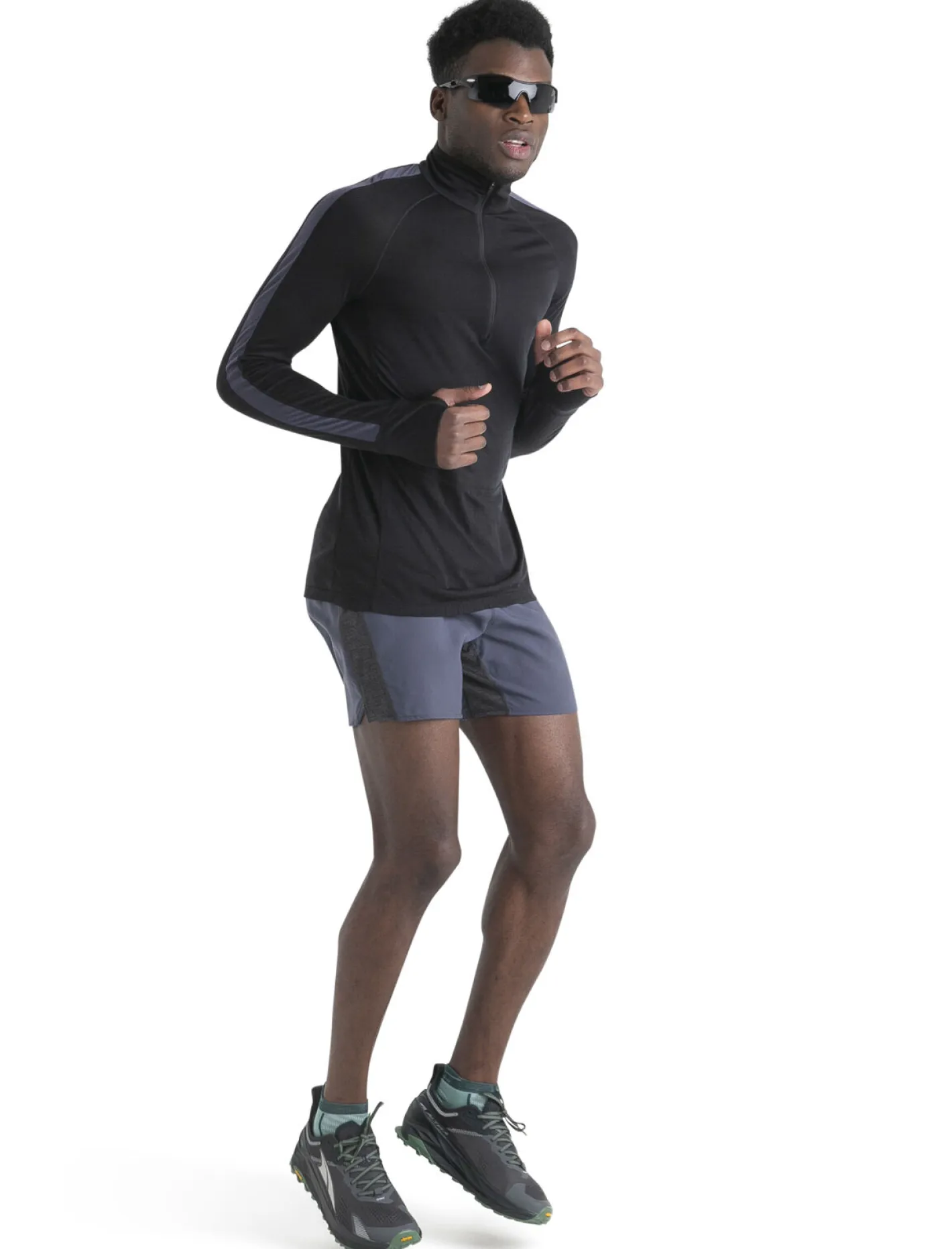 Icebreaker Base Layers^Men's Merino Blend 125 ZoneKnit™ Long Sleeve Half Zip Thermal Top Black/Graphite