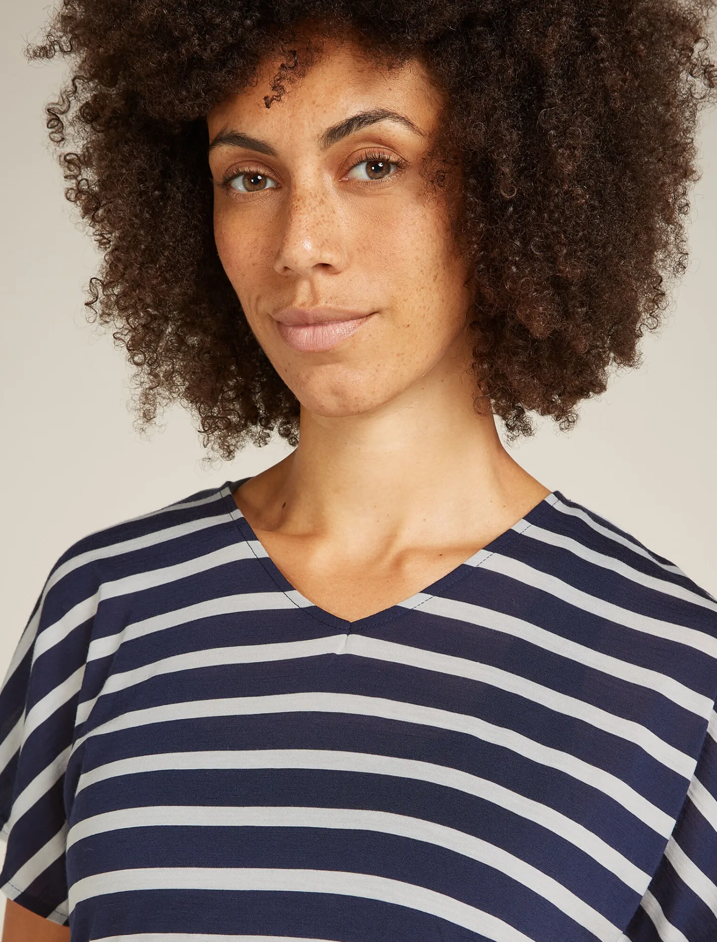 Icebreaker T-shirts & Tanks^Women's Merino Blend Drayden Reversible Short Sleeve Top Stripe MidnightNavy/Snow
