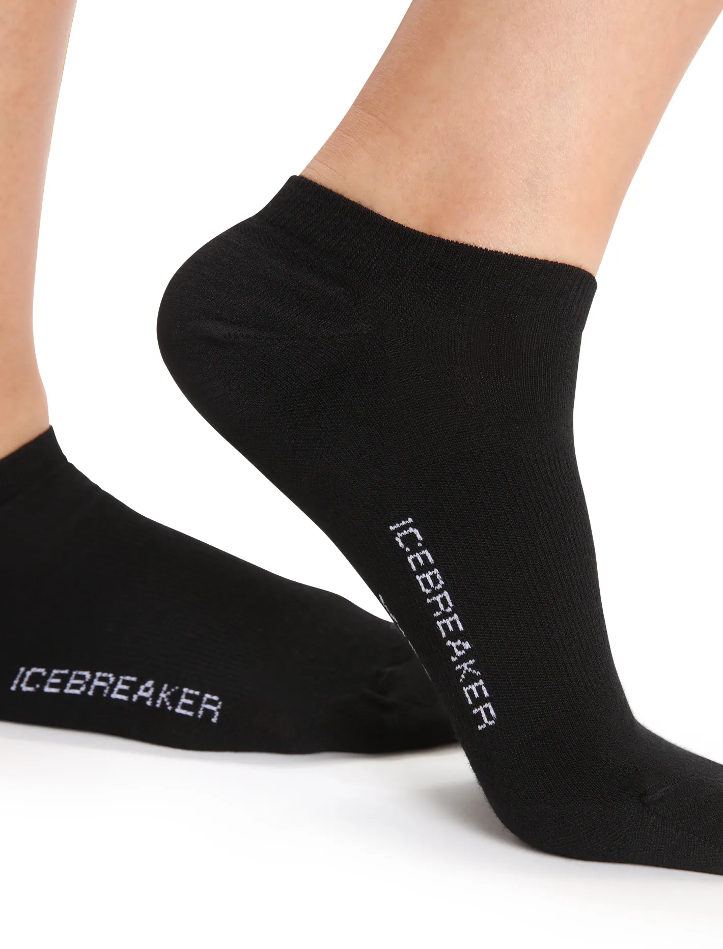 Icebreaker Socks^Women's Merino Lifestyle Fine Gauge No Show Socks Black/Snow